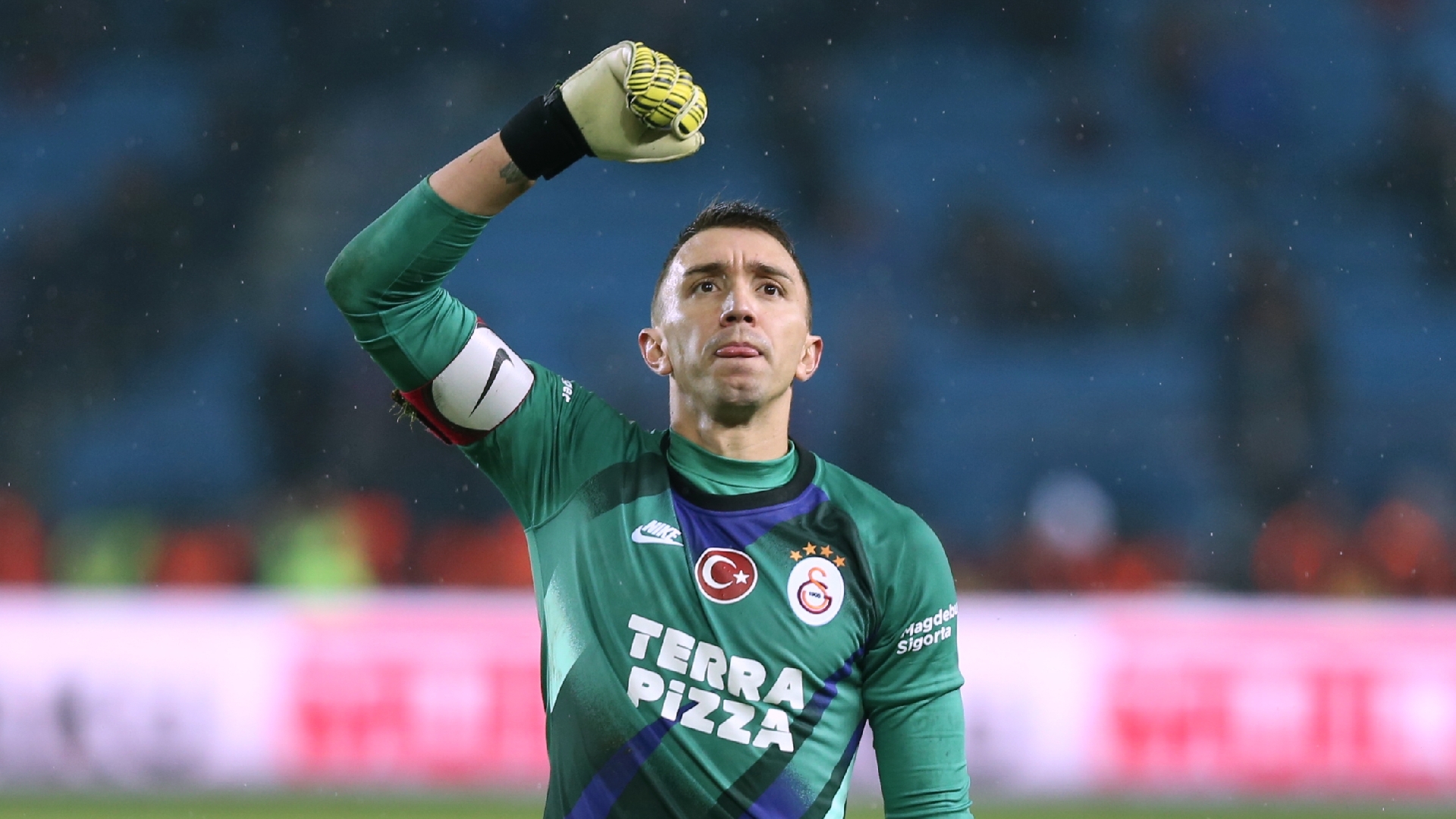 Sakatlık dönüşü takımına hayat verdi... Muslera için görüşmeler başladı