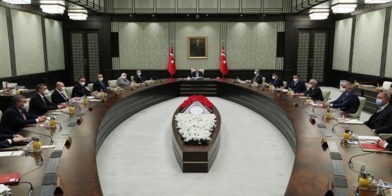 "Erdoğan kabinede değişiklik yapacak" Hande Fırat kulislerde konuşulanları tek tek sıraladı!