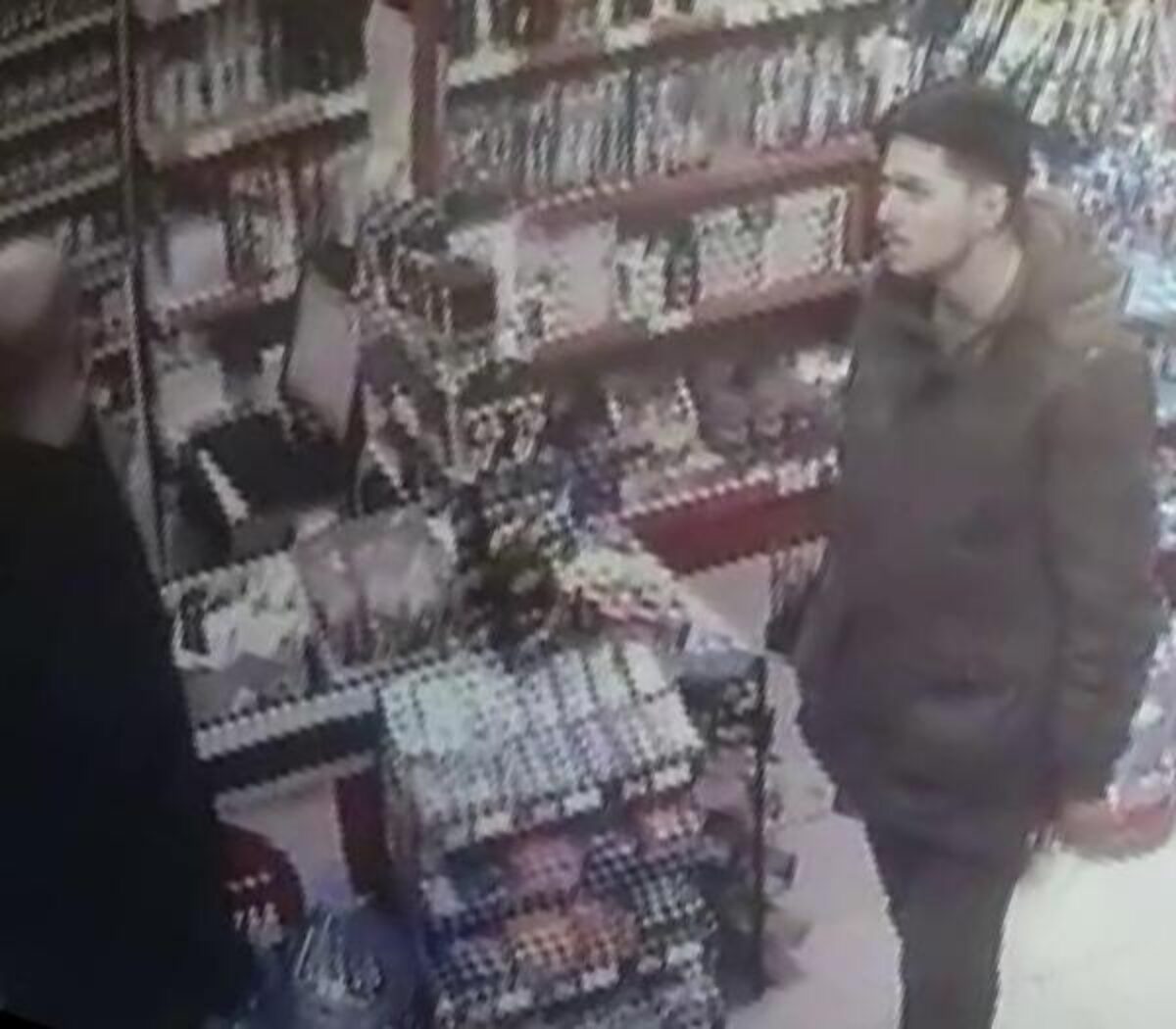 Video çekerken kurusıkı tabanca ateş aldı; hayatını kaybetti!
