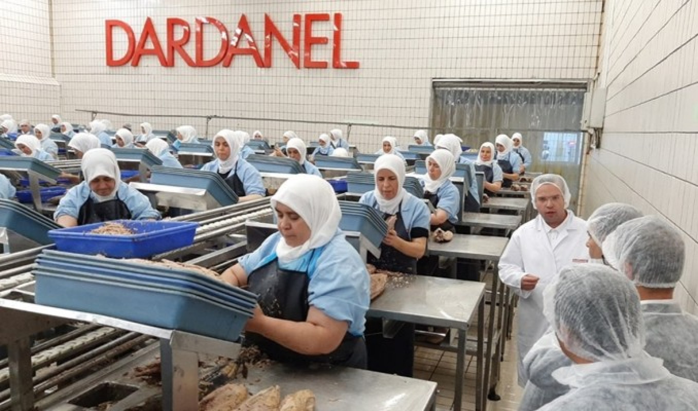 'Ton balığı fabrikasında tepki çeken görüntüler!' haberimize Dardanel'den açıklama