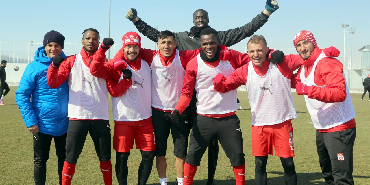 Sivasspor, Çaykur Rizespor maçının hazırlıklarına başladı