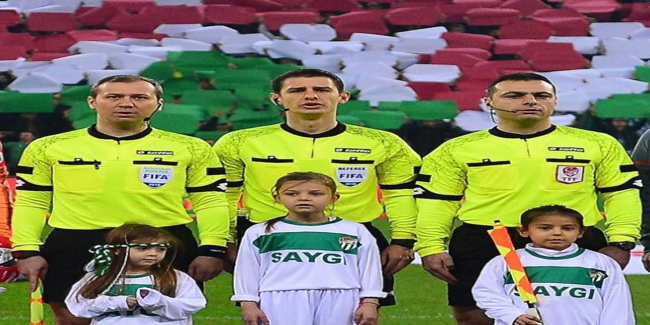 İzmirli hakemlerin Avrupa gururu