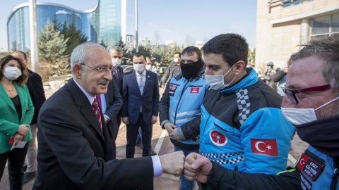 Kılıçdaroğlu, motokuryelerle görüştü: 'Bir sorununuz olduğunda bize gelebilirsiniz, biz hep yanınızdayız'