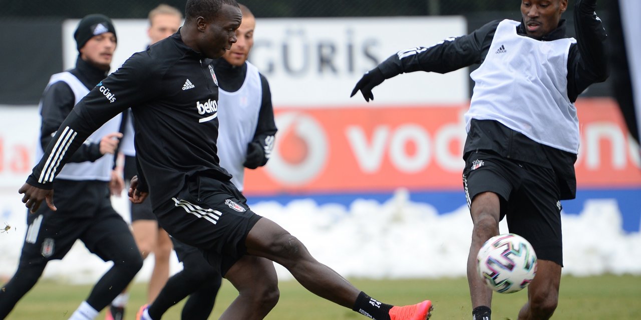 Beşiktaş'ta Ghezzal takımla çalıştı