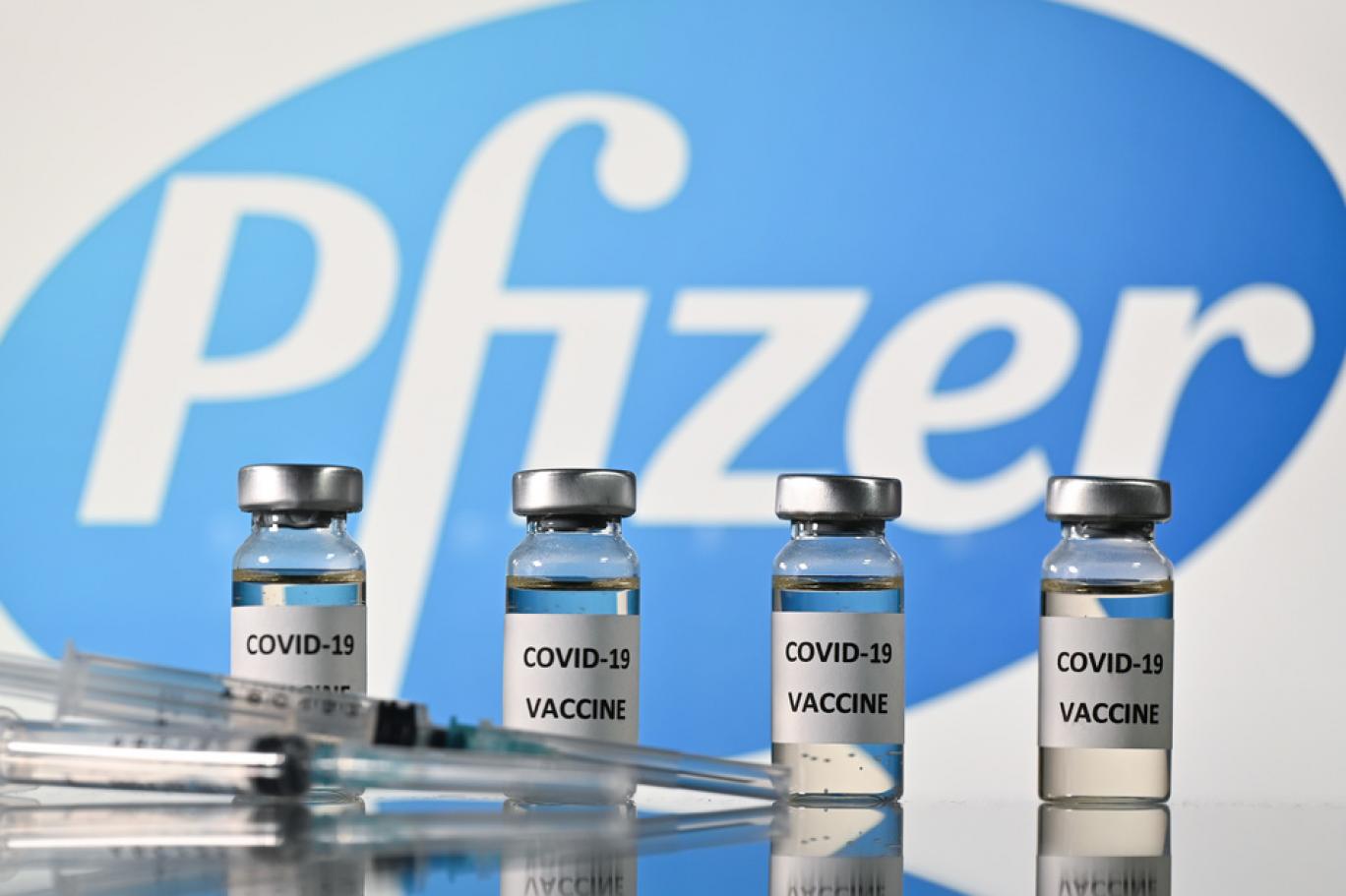 Pfizer ile ilgili iddialar gündemde: Kahraman mı, fırsatçı mı?