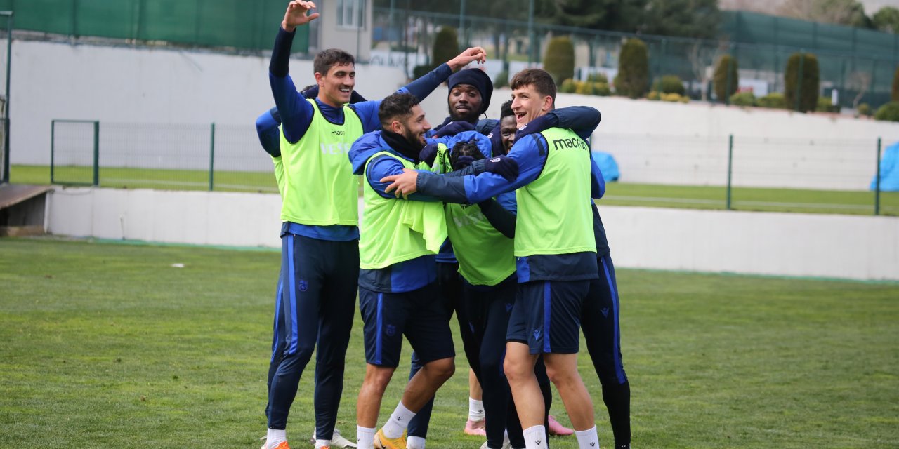 Trabzonspor, Fenerbahçe maçı hazırlıklarını 10 eksikle sürdürdü