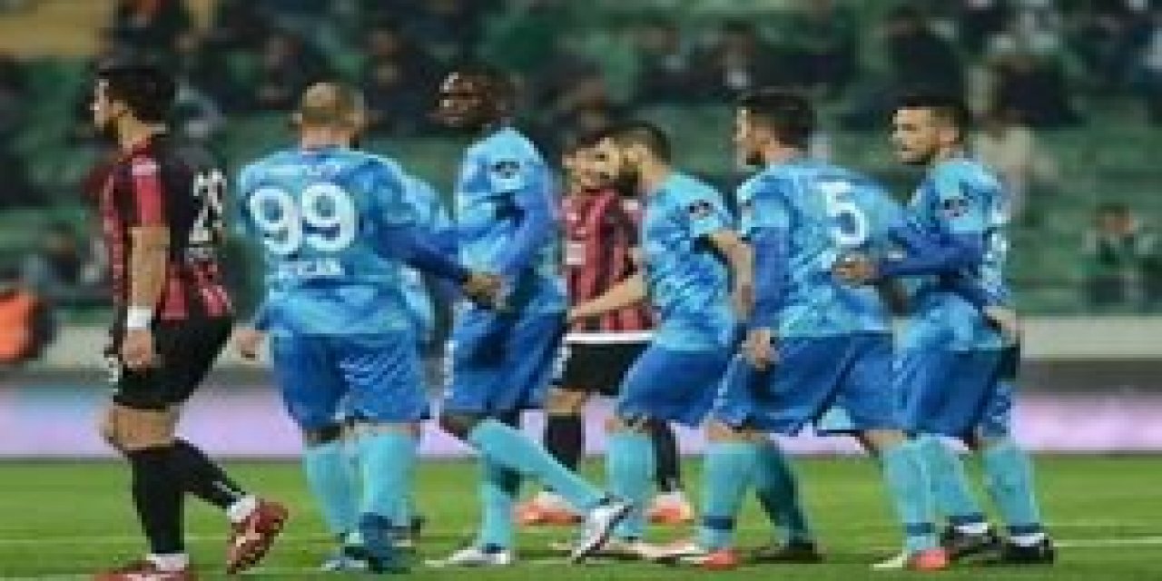 Uşakspor gurbette yok