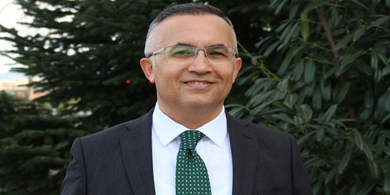 "Lebaleb" dolu AKP kongresi görmezden gelindi... Vali artan vakalardan vatandaşı sorumlu tuttu!