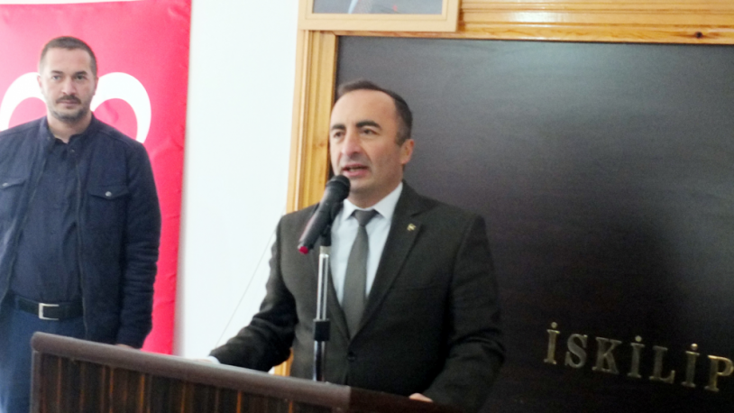 MHP’liler MHP’li belediye başkanından şikayetçi