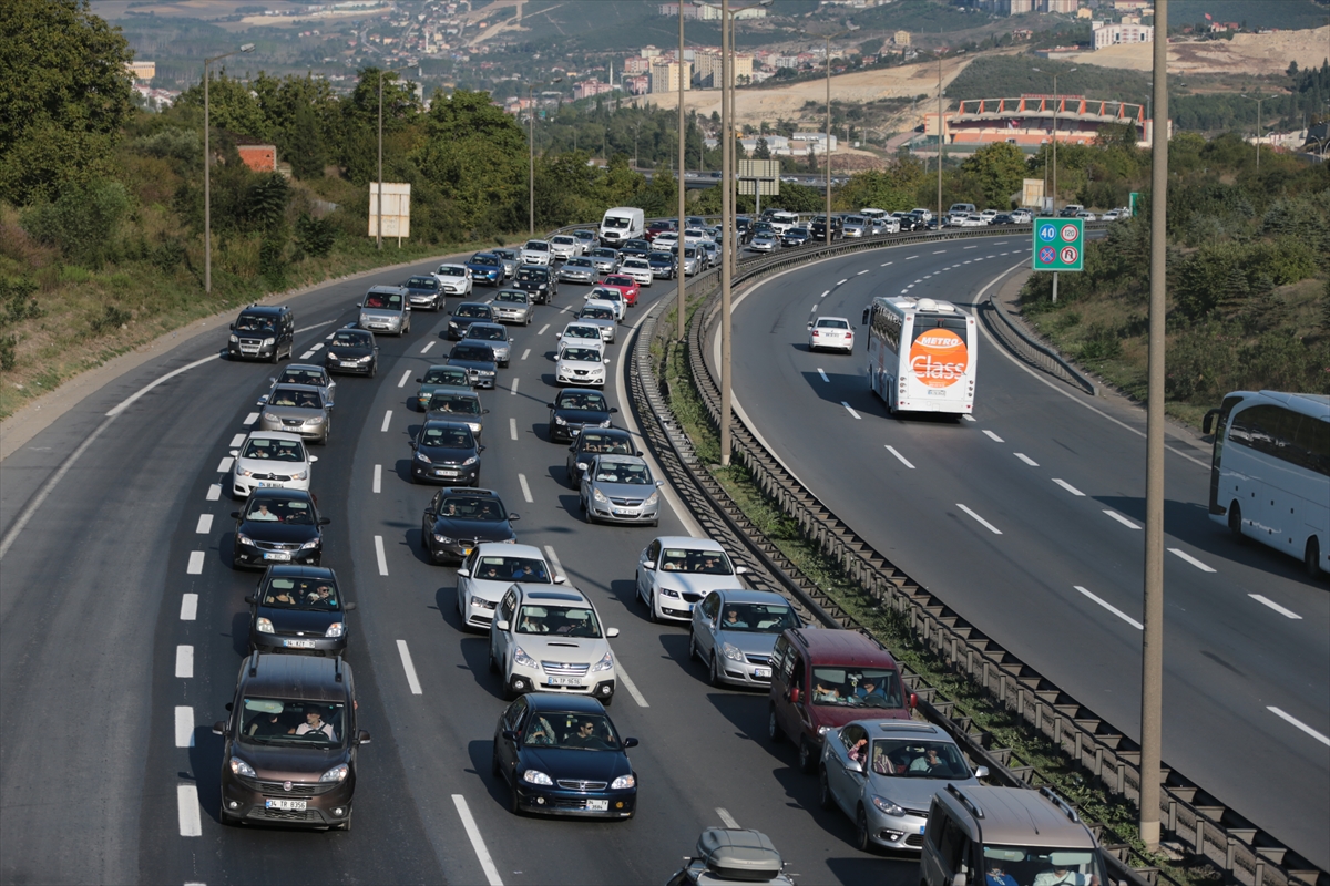 Istanbul yolu