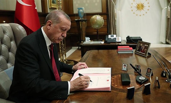 Atatürk ilkeleri ve inkılap tarihi dersinin kaldırılmasını desteklemişti... Erdoğan o ilahiyatçıyı bakın nereye aldı
