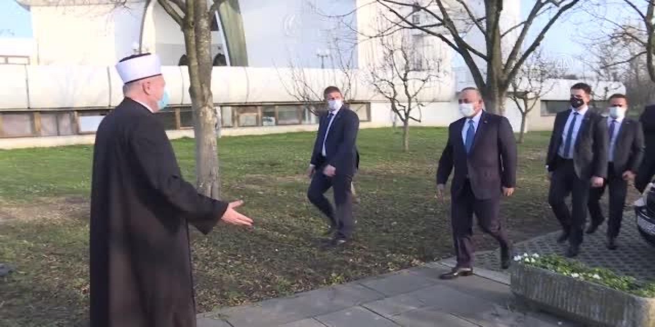 Dışişleri Bakanı Çavuşoğlu Hırvatistan’da İslam Merkezi’ni ziyareti