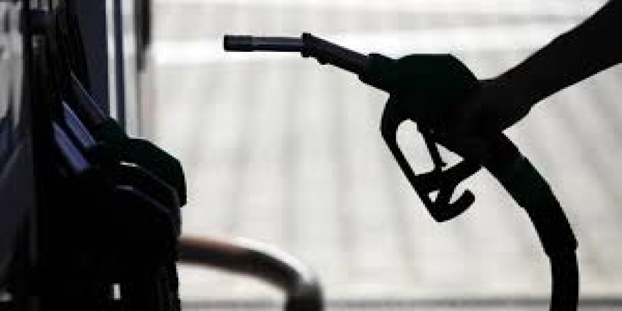 196 milyon litre akaryakıtla 1,2 milyar liralık vurgun... 36 ilde "Silici -2" operasyonu: 120 gözaltı!