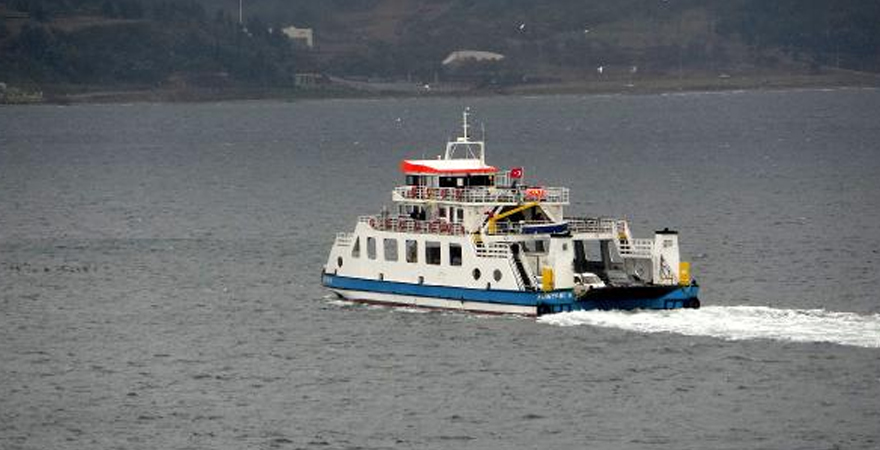 Gökçeada açıklarında tekne alabora oldu: Kayıplar var!