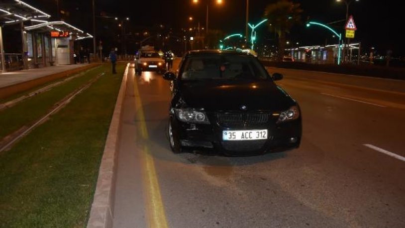 Genç kız feci şekilde hayatını kaybetti: Bir otomobil çarptı, diğeri sürükledi!