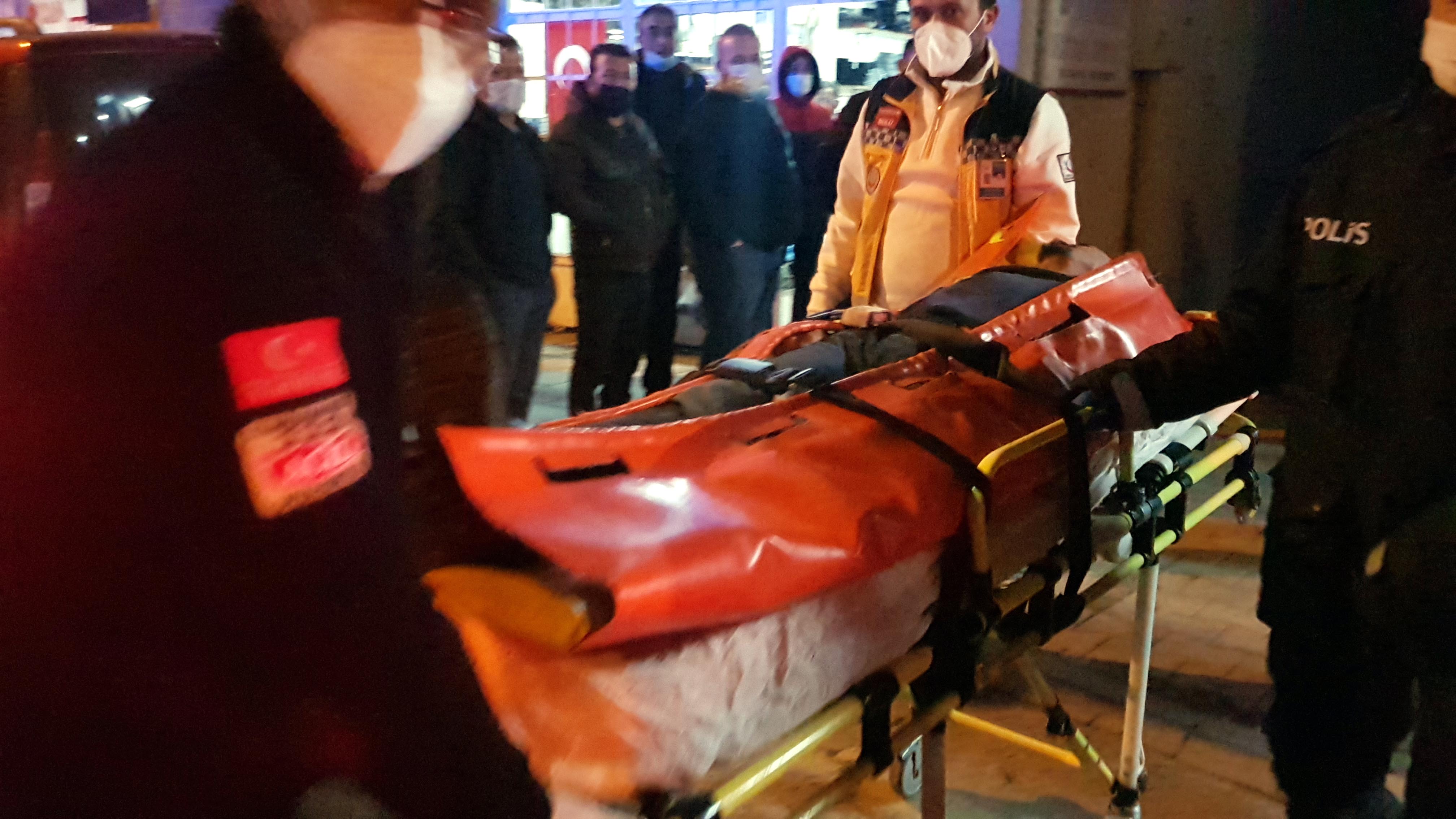 Birlikte alkol aldığı arkadaşını bıçaklayan kişi serbest kaldı