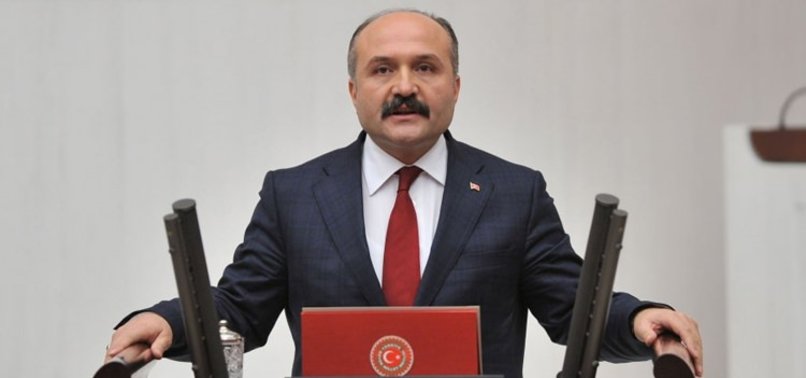 İYİ Partili Erhan Usta: 1 milyon tane yazar kasa fırlatacak insan var...