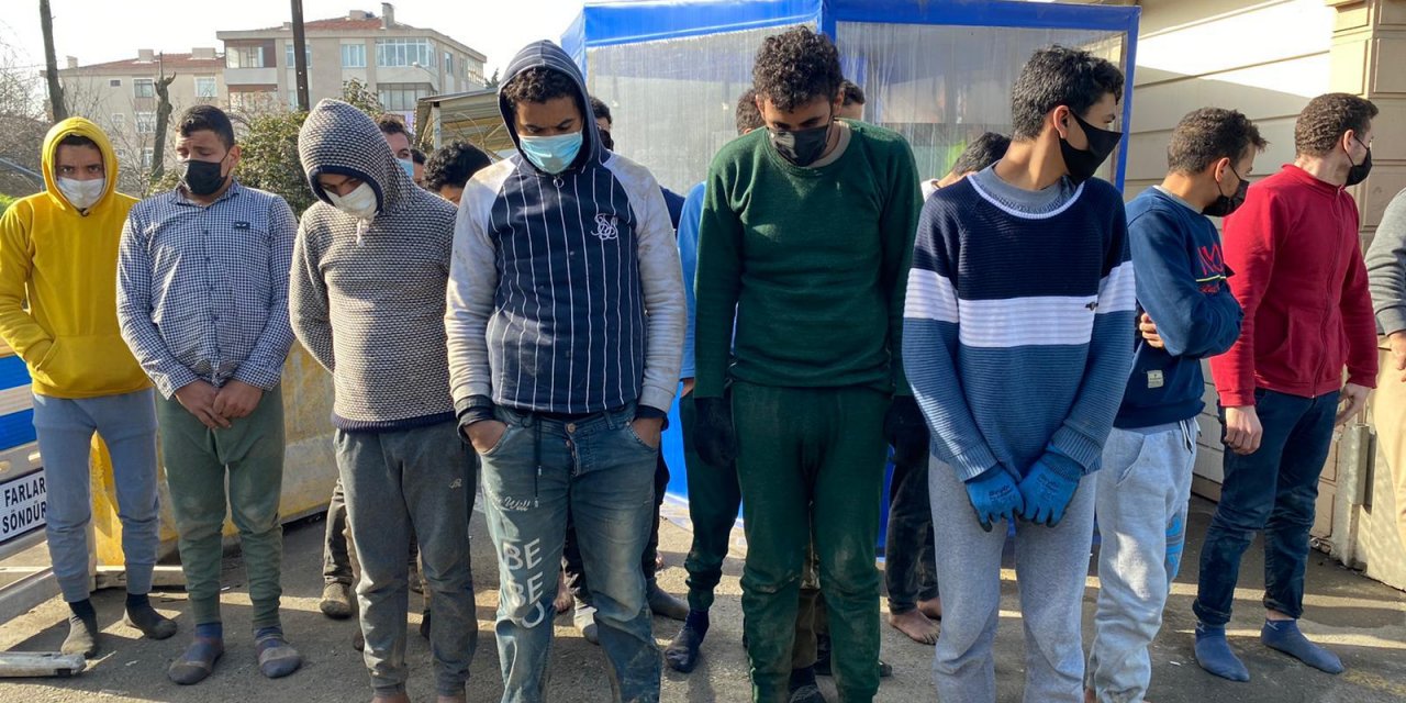 Silivri'de 18 göçmen yakalandı
