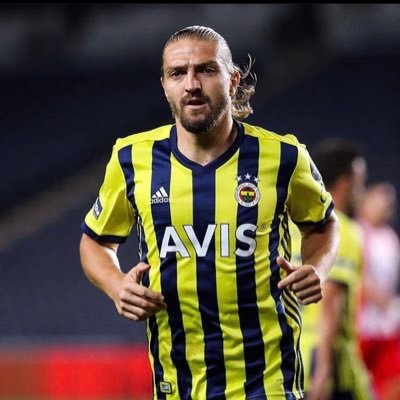 Trabzonspor maçı öncesi kadro dışı bırakılmıştı... Caner Erkin'in kadroya alınamama nedeni belli oldu