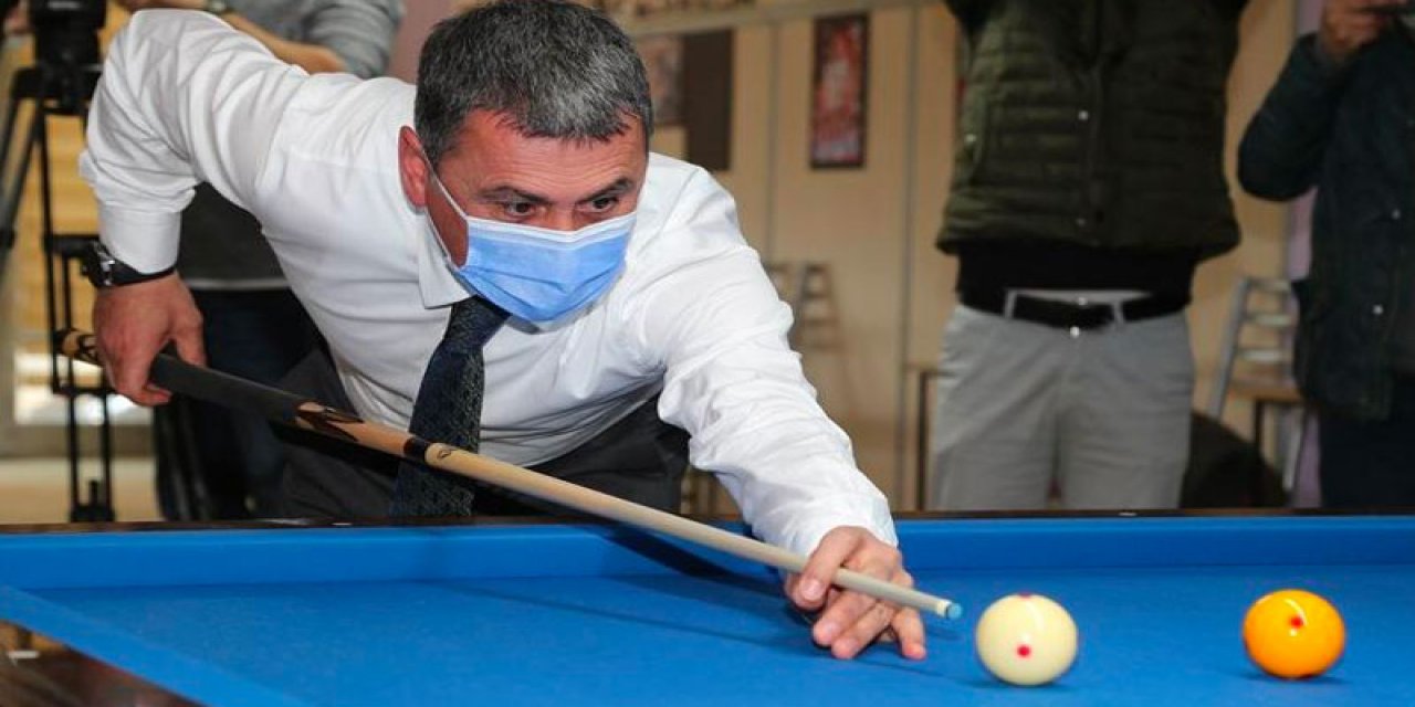 Sözleşme imzalandı... Temel atıldı... MHP’li belediye 9 milyon liraya "bilardo salonu" yaptırıyor...