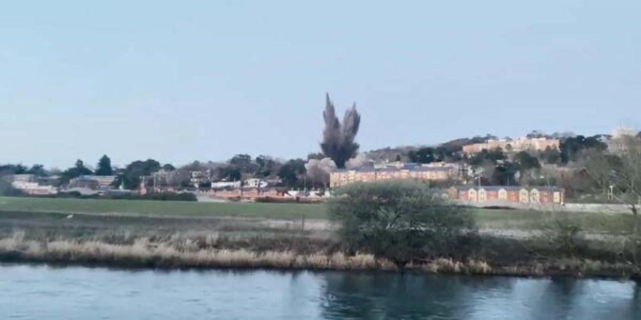 İngiltere’de İkinci Dünya Savaşı’ndan kalma bomba patlatıldı