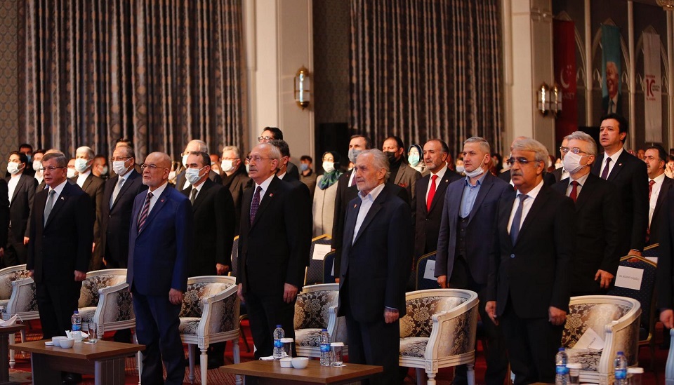 Anmaya katılmamışlardı... Saadet Partisi-Cumhur İttifakı ilişkilerini gerecek gelişme: Bahçeli'nin danışmanı Erbakan anmasını böyle hedef aldı!