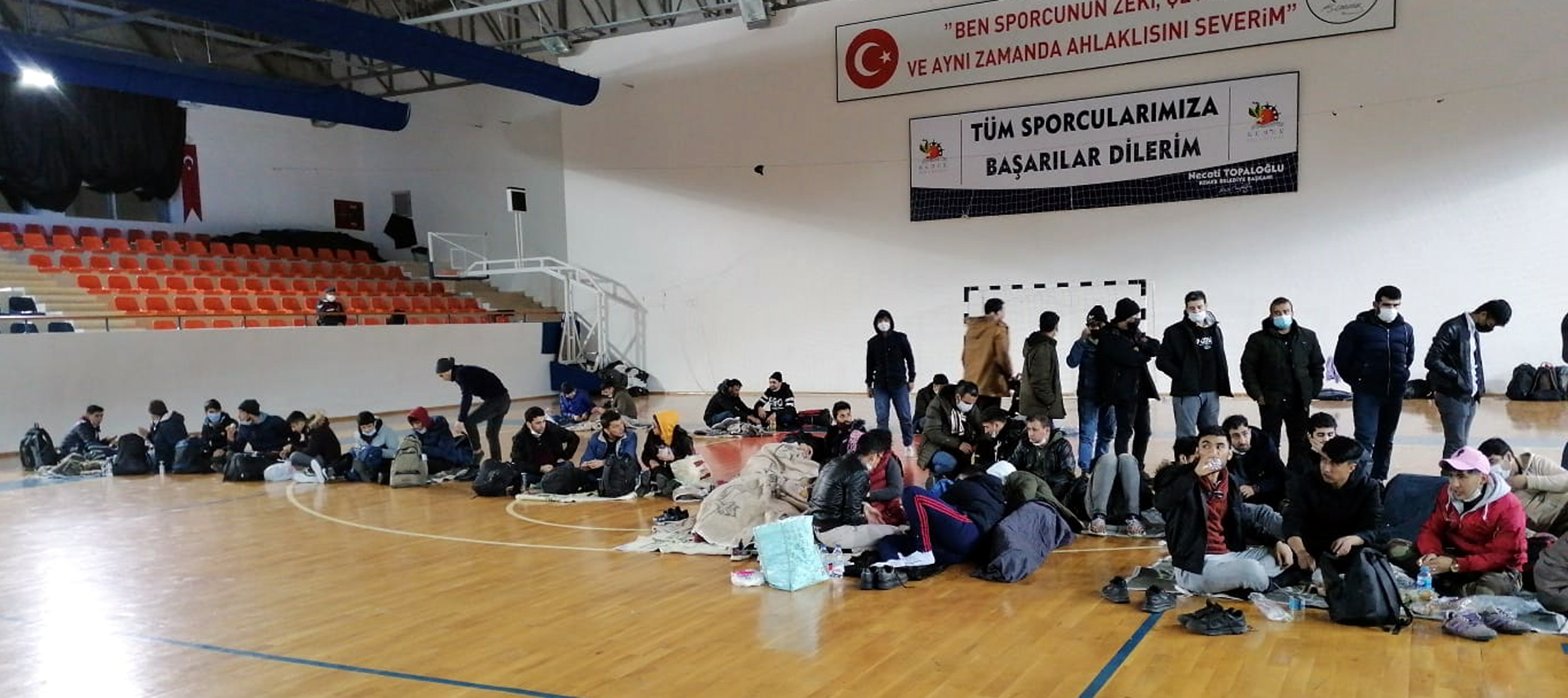 175 düzensiz göçmeni yurt dışına kaçırmaya çalışırken yakalanan 11 kişi tutuklandı