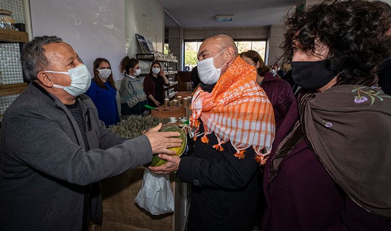 Tunç Soyer, şair Can Yücel'in vasiyetini yerine getirdi