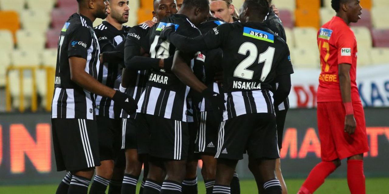 Beşiktaş emin adımlarla ilerliyor