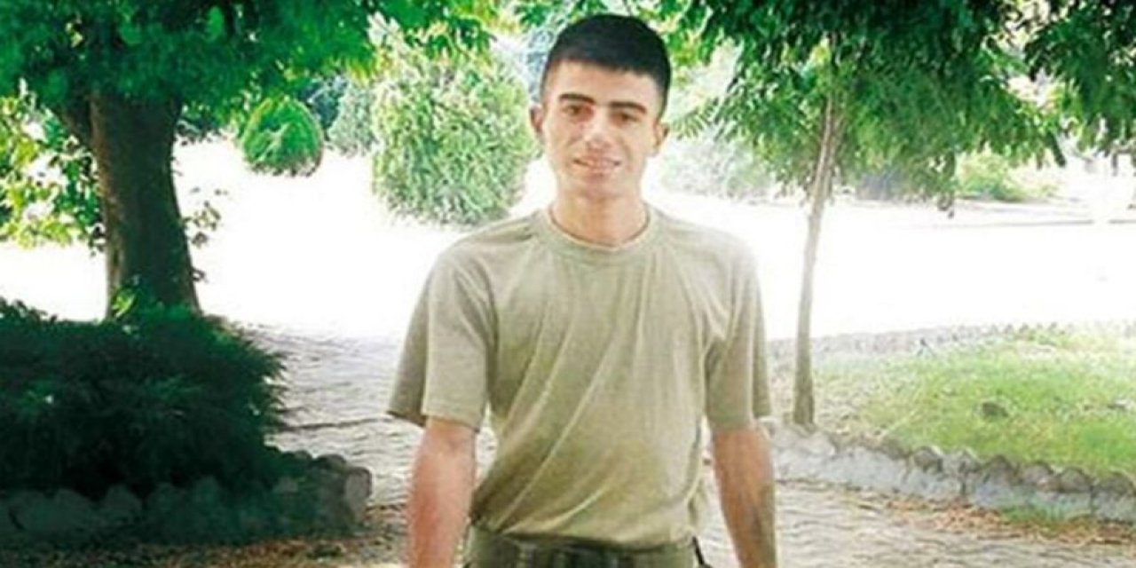 Nöbette telefonda konuştuğu için başına kaskla vurularak öldürülmüştü... Komutanı tarafından öldürülen o er 4 yıl sonra şehitliğe naklediliyor...