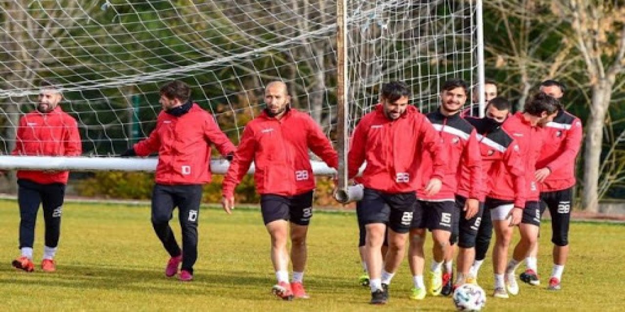 Uşakspor evinde oynayacak