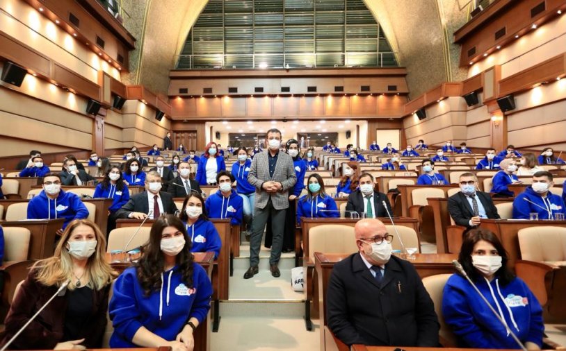 İBB’de 'genç yetenekler' ödüllerine kavuştu