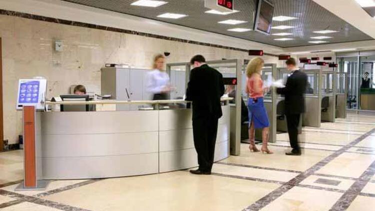 Kamu bankalarının mesai saatleri yeniden düzenlendi!