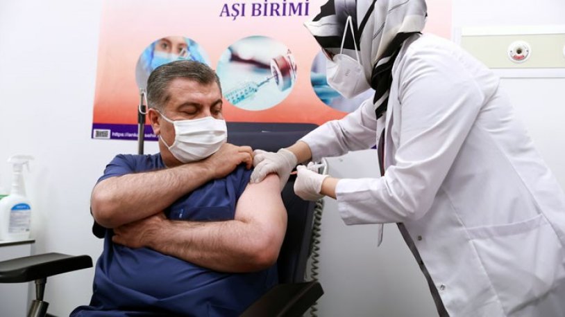 Fahrettin Koca'dan flaş aşı açıklaması!