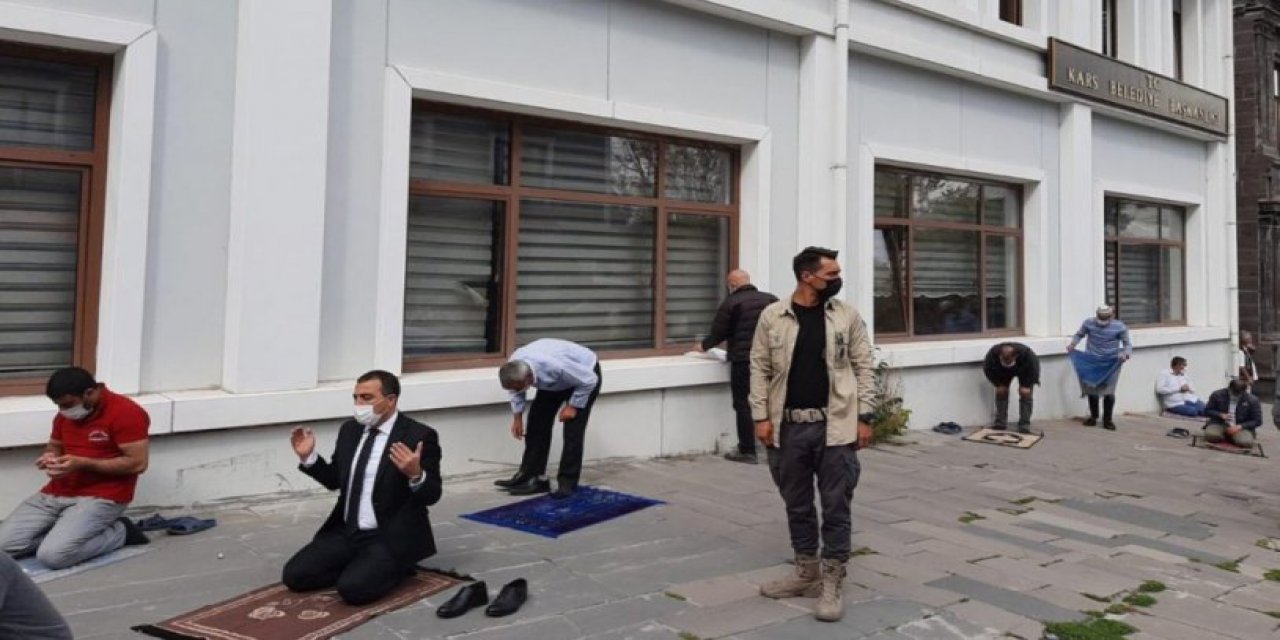 Kayyum Başkana Abdulkadir Selvi'den destek!