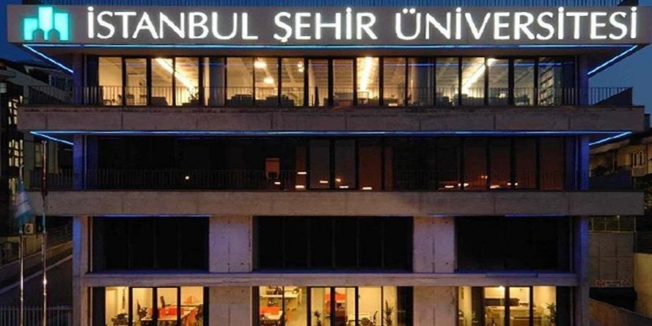 Davutoğlu ile Erdoğan arasında gerginliğe neden olmuş, Gül’ün arabuluculuk çalışmaları sonuçsuz kalmıştı... Kapatılan "İstanbul Şehir Üniversitesi" ile ilgili yeni karar!