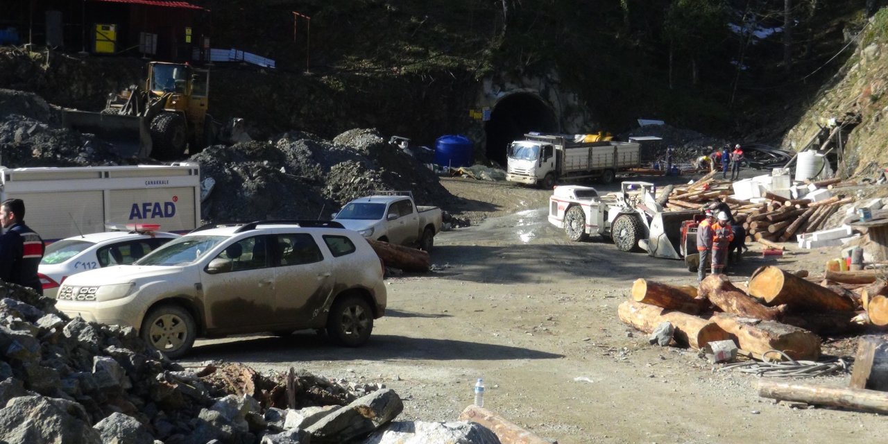 Göçük altında kalan maden işçisini arama çalışmaları 4'üncü gününde