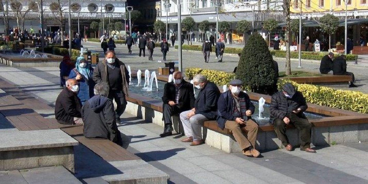 Akılalmaz olay... Cenazeye katılan 100 kişiden 40’ı koronaya yakalandı!