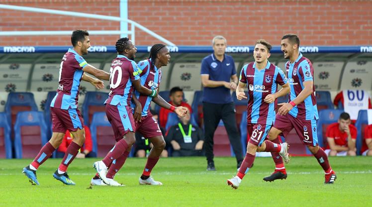 Trabzonspor, deplasmanda 'Bakasetas'la güldü