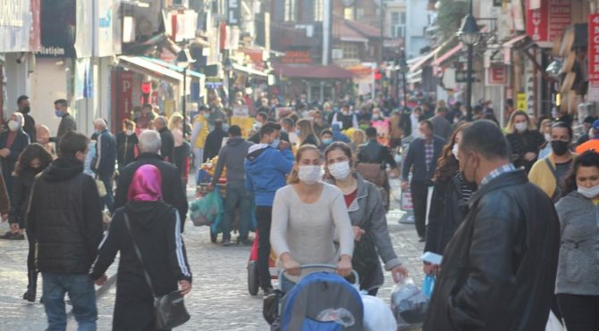 Vali açıkladı: İki haftada yüzde 100'e yakın vaka artışı
