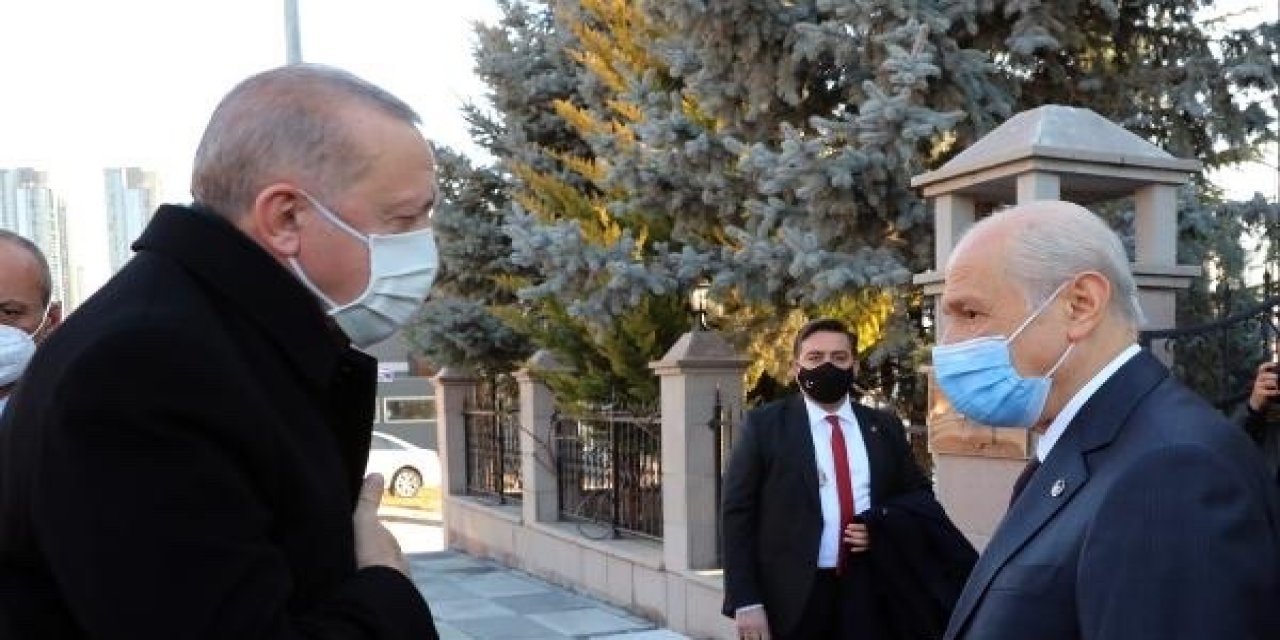Cumhurbaşkanı Recep Tayyip Erdoğan'ın, MHP Genel Başkanı Devlet Bahçeli'ye 2 ay aranın ardından evinde gerçekleştirdiği ziyaret sona erdi.