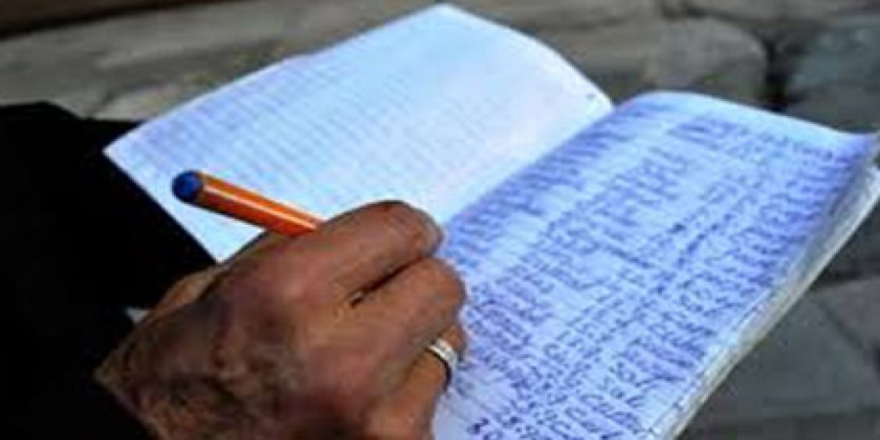 İşte vatandaşın hali... Ekmek, yumurta ve sigarada veresiye dönemi başladı! "Yaz deftere... "İstanbul'da bakkalların yüzde 71'i "veresiye defteri" tutuyor!