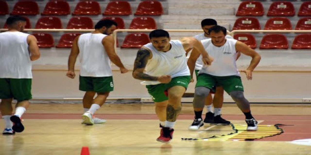 Petkimspor deplasmanda Beşiktaş önünde