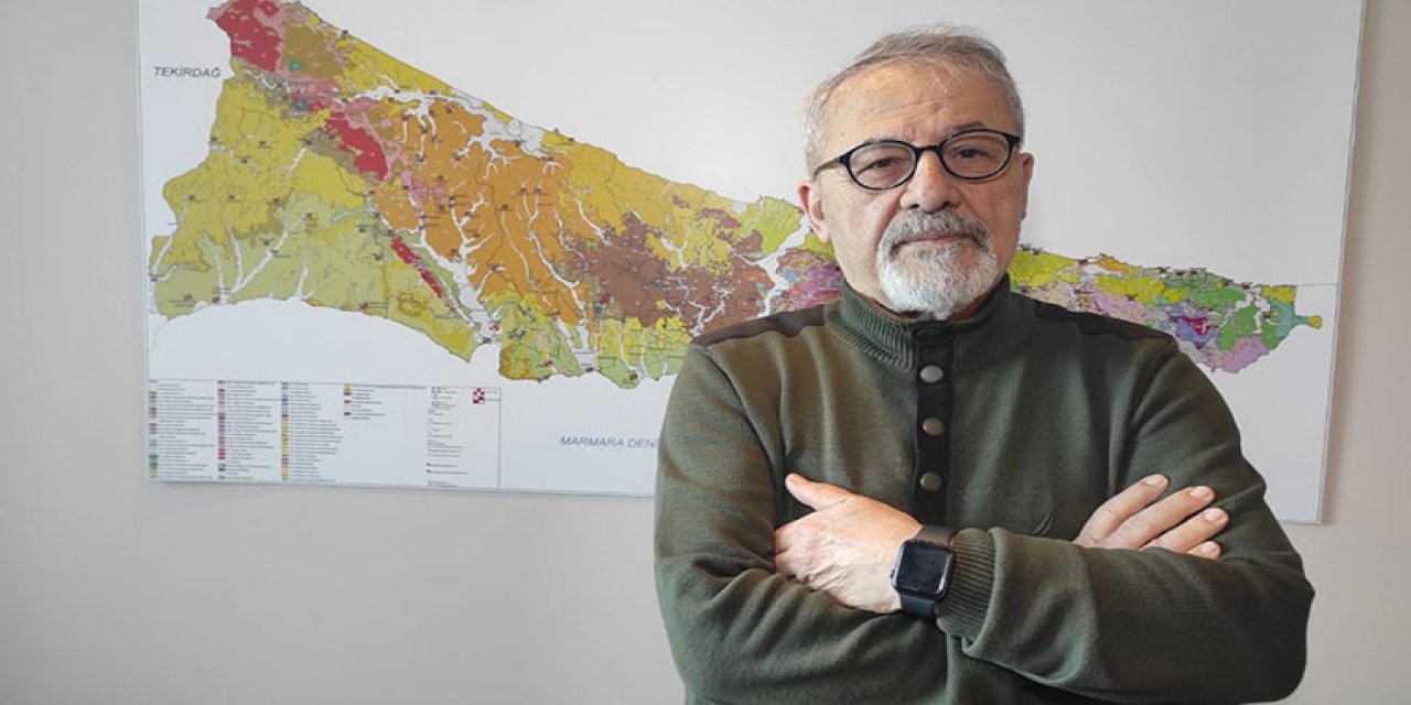 "Buralar şu anda bile kayıyor" Naci Görür'den korkutan deprem açıklaması! İşte İstanbul'da risk taşıyan yer!