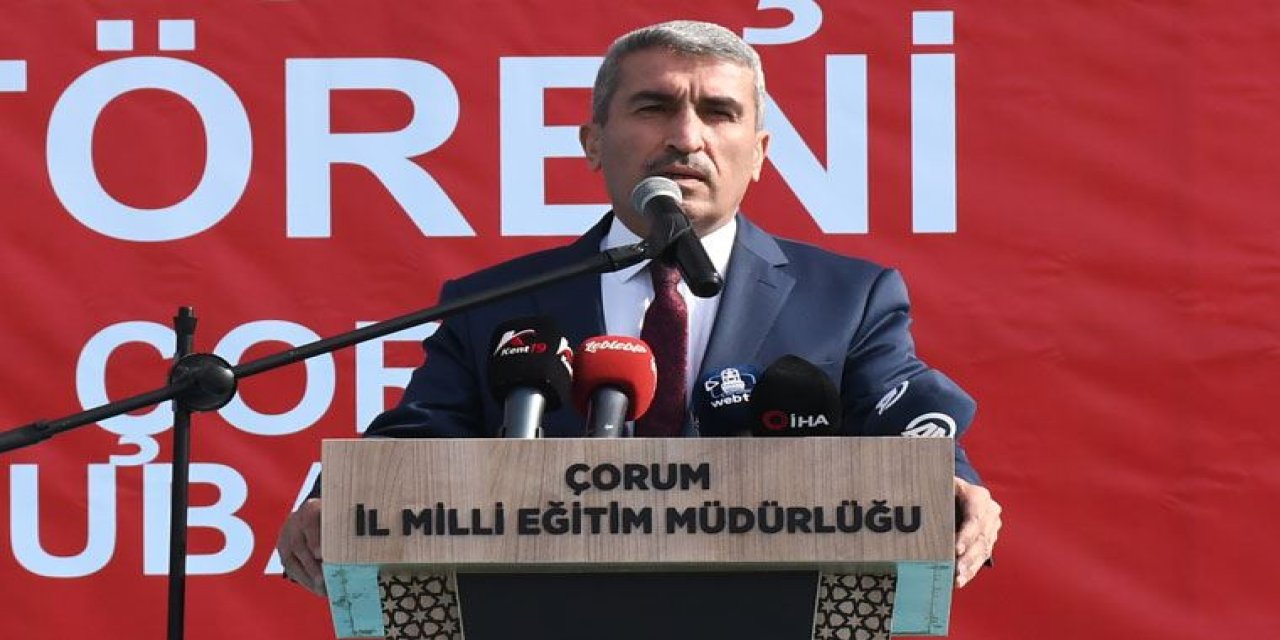 HDP'li belediyeye atanmıştı... Zimmetine para geçirdiği iddia edilen eski kayyum görevden alındı!