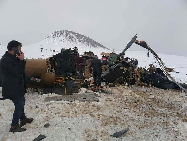 Emekli Tuğgeneral'den dikkat çeken açıklama: Cougar helikopterler...