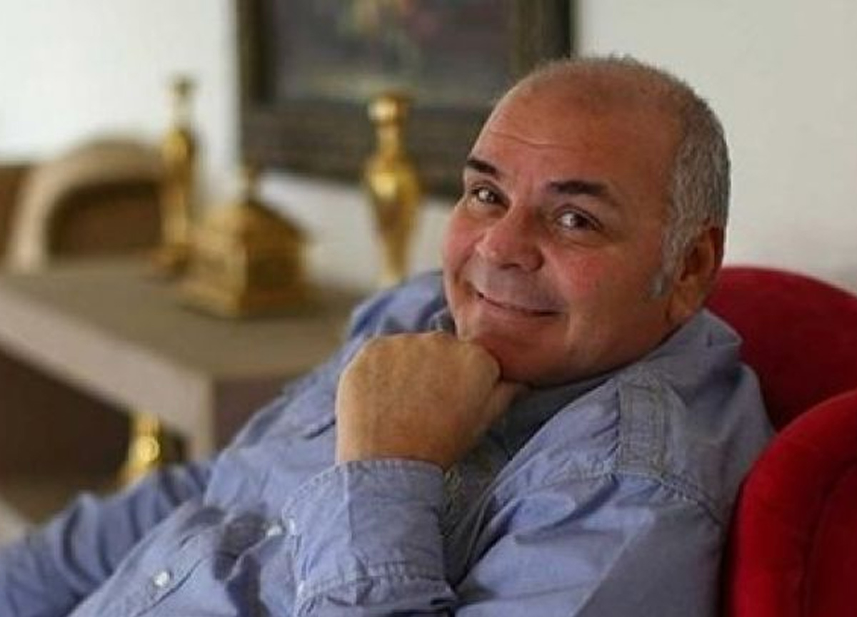 Usta oyuncudan korkutan haber! Hastaneye kaldırıldı