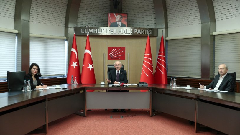 Kemal Kılıçdaroğlu gençlerle görüşmüş; dertlerini dinlemişti... İşte o toplantının ayrıntıları!