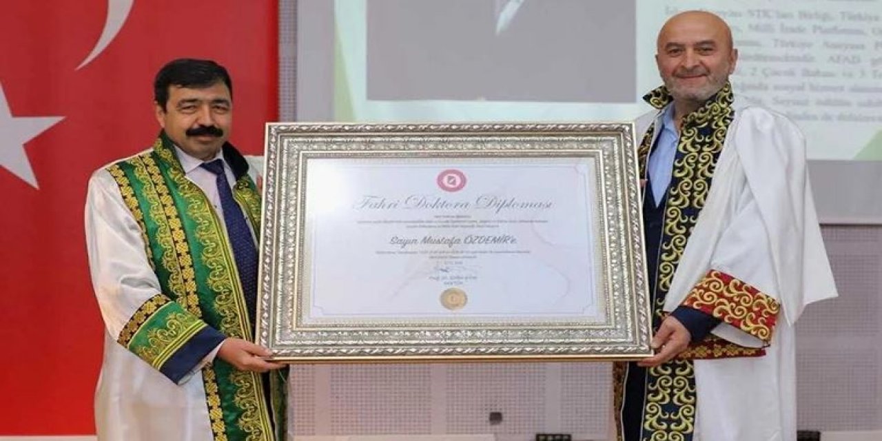 Gençleri Evlendirme Vakfı Başkanı’na fahri doktora kıyağı! CHP'li Mahir Polat: Hangi taşı kaldırsak altından başka bir sorun çıkıyor!
