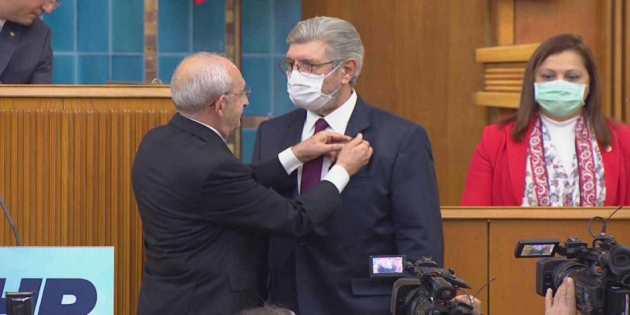 Kılıçdaroğlu rozeti taktı... Cihangir İslam CHP'li oldu! Sandalye sayısı 136’ya yükseldi...